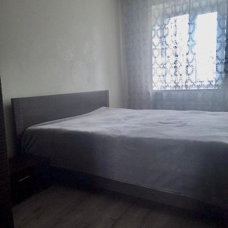 2 К.К.Люкс На Проспекте Мира,1, Г. Николаев Apartment ภายนอก รูปภาพ