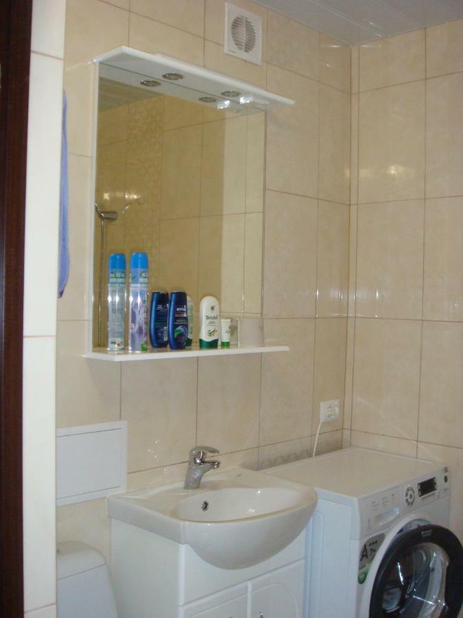 2 К.К.Люкс На Проспекте Мира,1, Г. Николаев Apartment ภายนอก รูปภาพ
