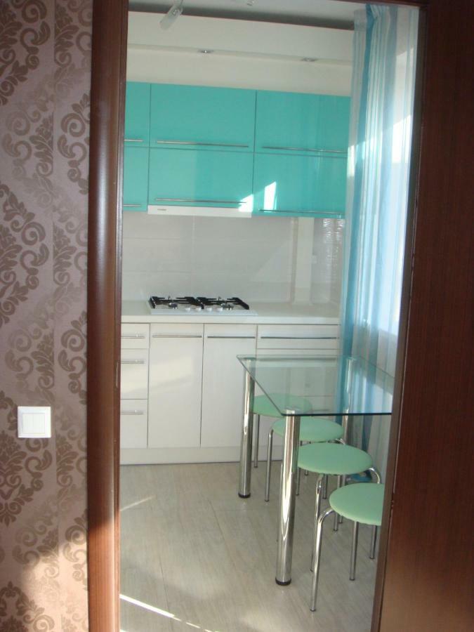 2 К.К.Люкс На Проспекте Мира,1, Г. Николаев Apartment ภายนอก รูปภาพ